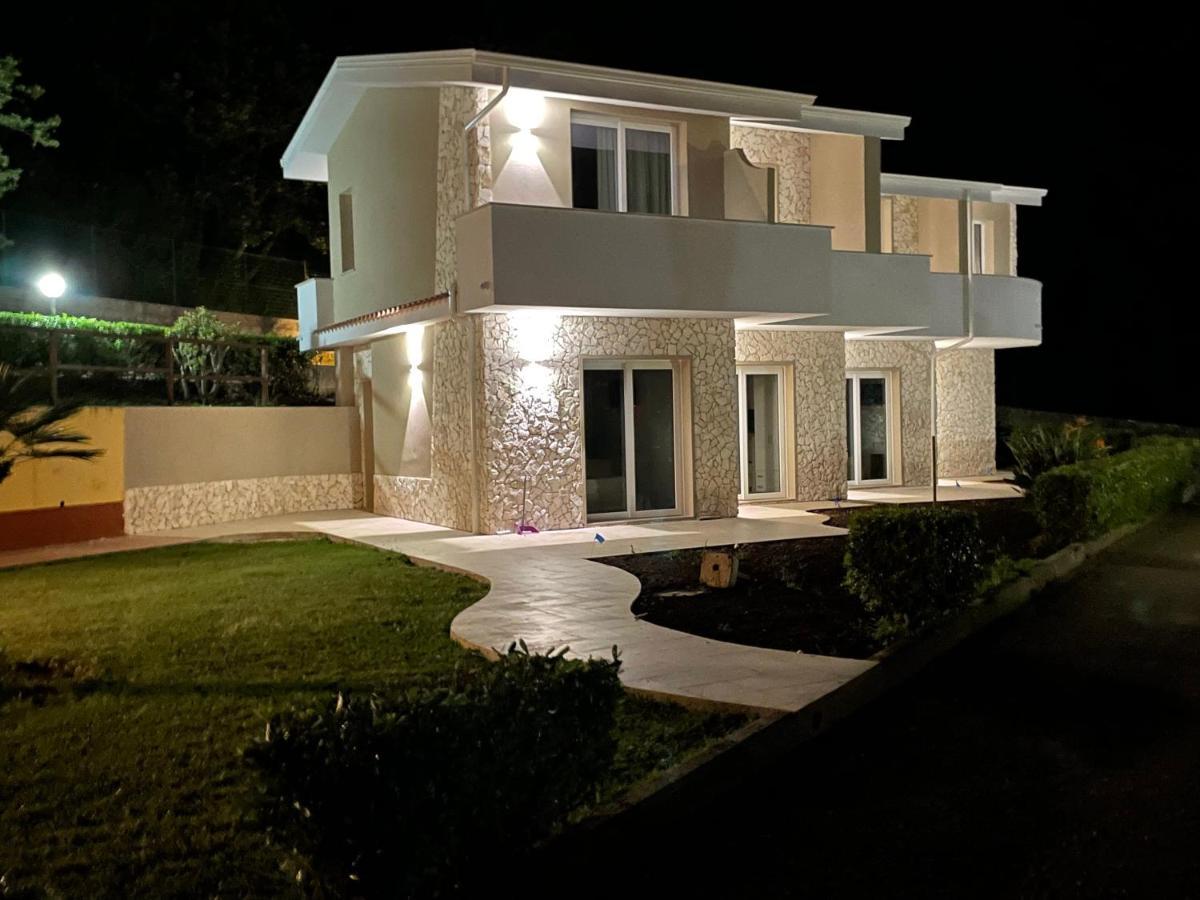 Borgo San Cosmo Tropea Bed & Breakfast Brattiro ภายนอก รูปภาพ