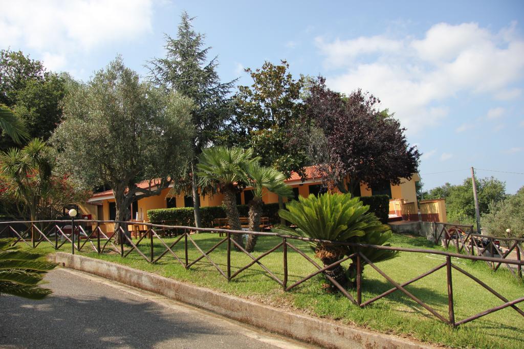 Borgo San Cosmo Tropea Bed & Breakfast Brattiro ภายนอก รูปภาพ