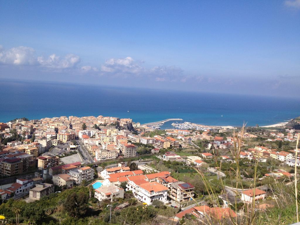 Borgo San Cosmo Tropea Bed & Breakfast Brattiro ภายนอก รูปภาพ